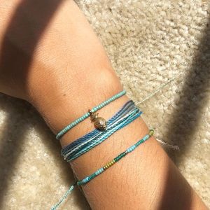 Set of 3 Puravida bracelets